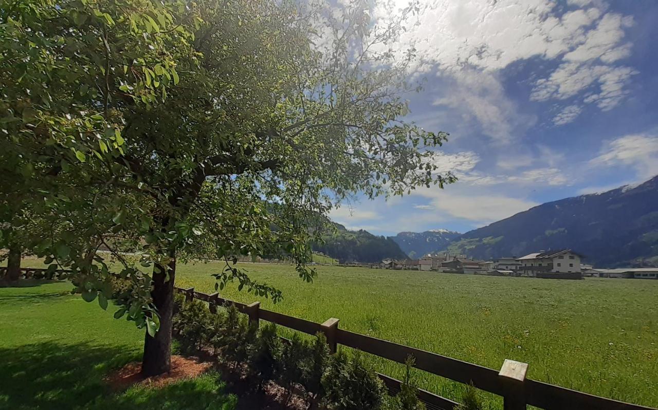 Hotel Garni Jagdhof Zell am Ziller Eksteriør billede